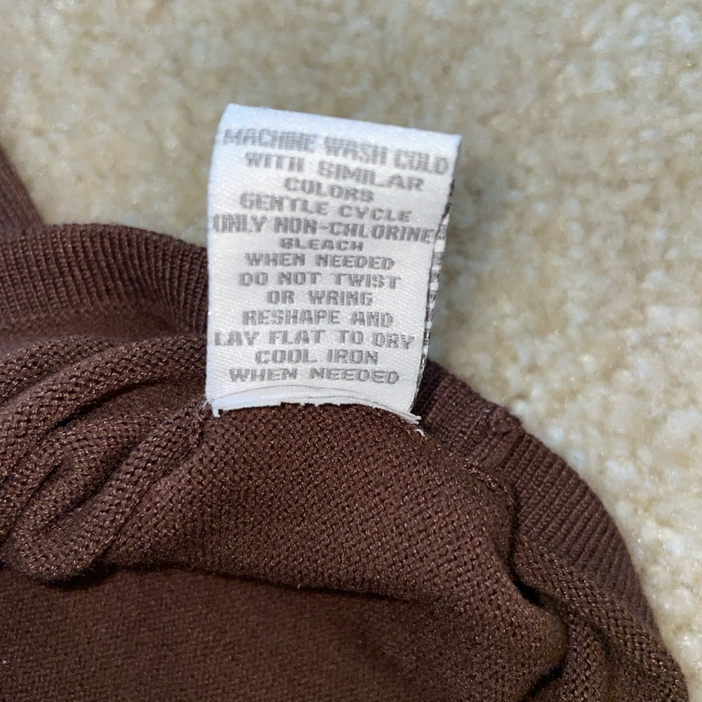 NWT chocolate brown knit sweater - Picture 8 of 9